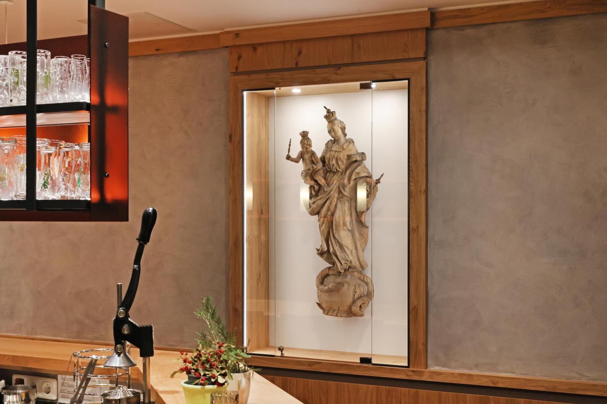 אסשפנבורג Hotel Wilder Mann מראה חיצוני תמונה