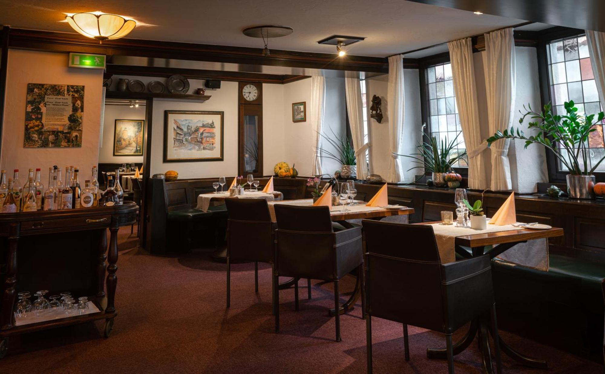 אסשפנבורג Hotel Wilder Mann מראה חיצוני תמונה