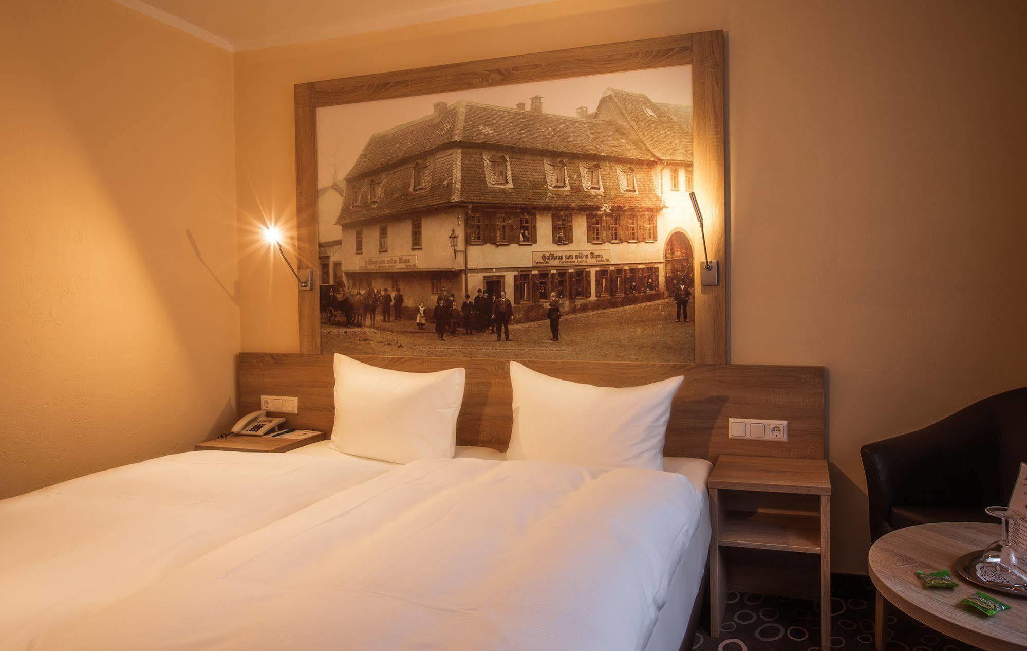 אסשפנבורג Hotel Wilder Mann מראה חיצוני תמונה