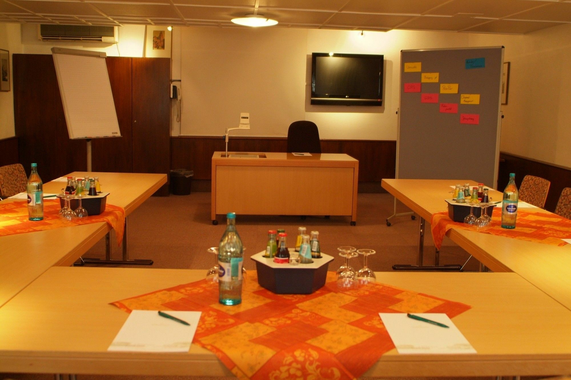אסשפנבורג Hotel Wilder Mann מראה חיצוני תמונה